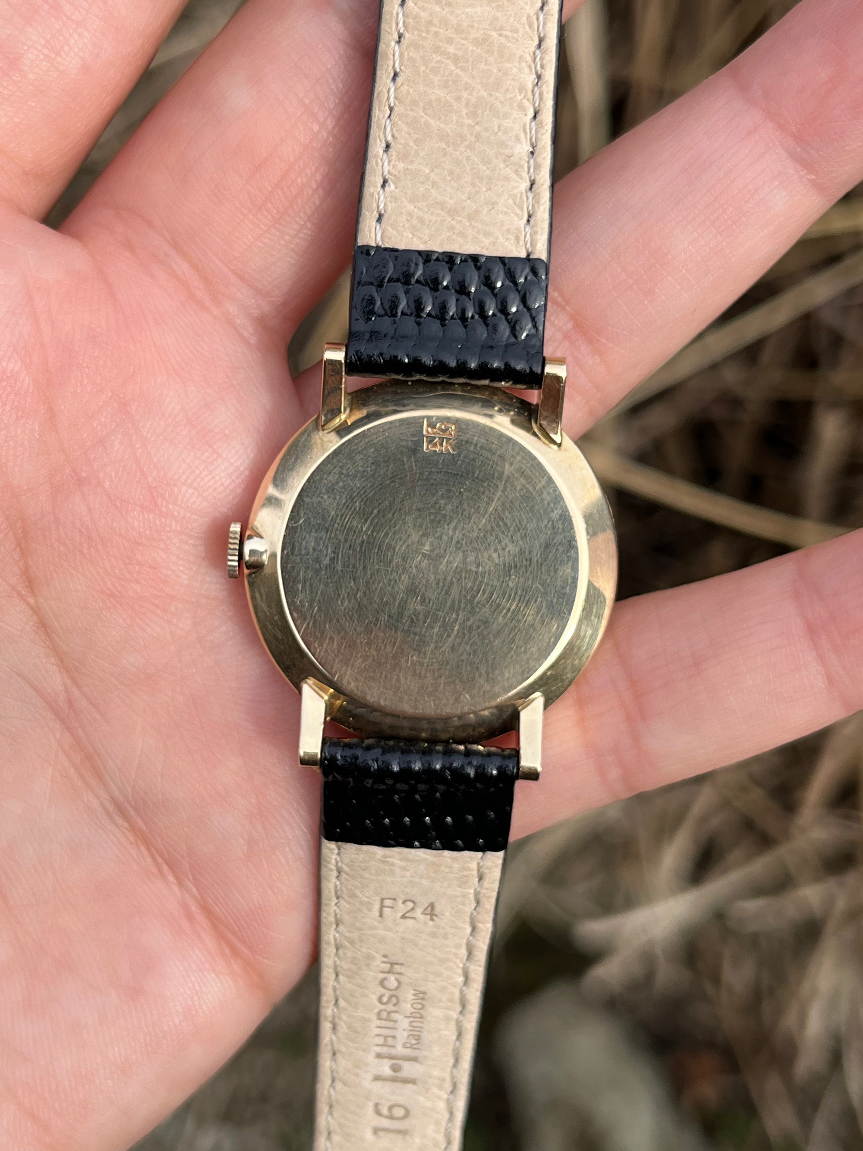 Le Coultre - 14k Gold Wristwatch