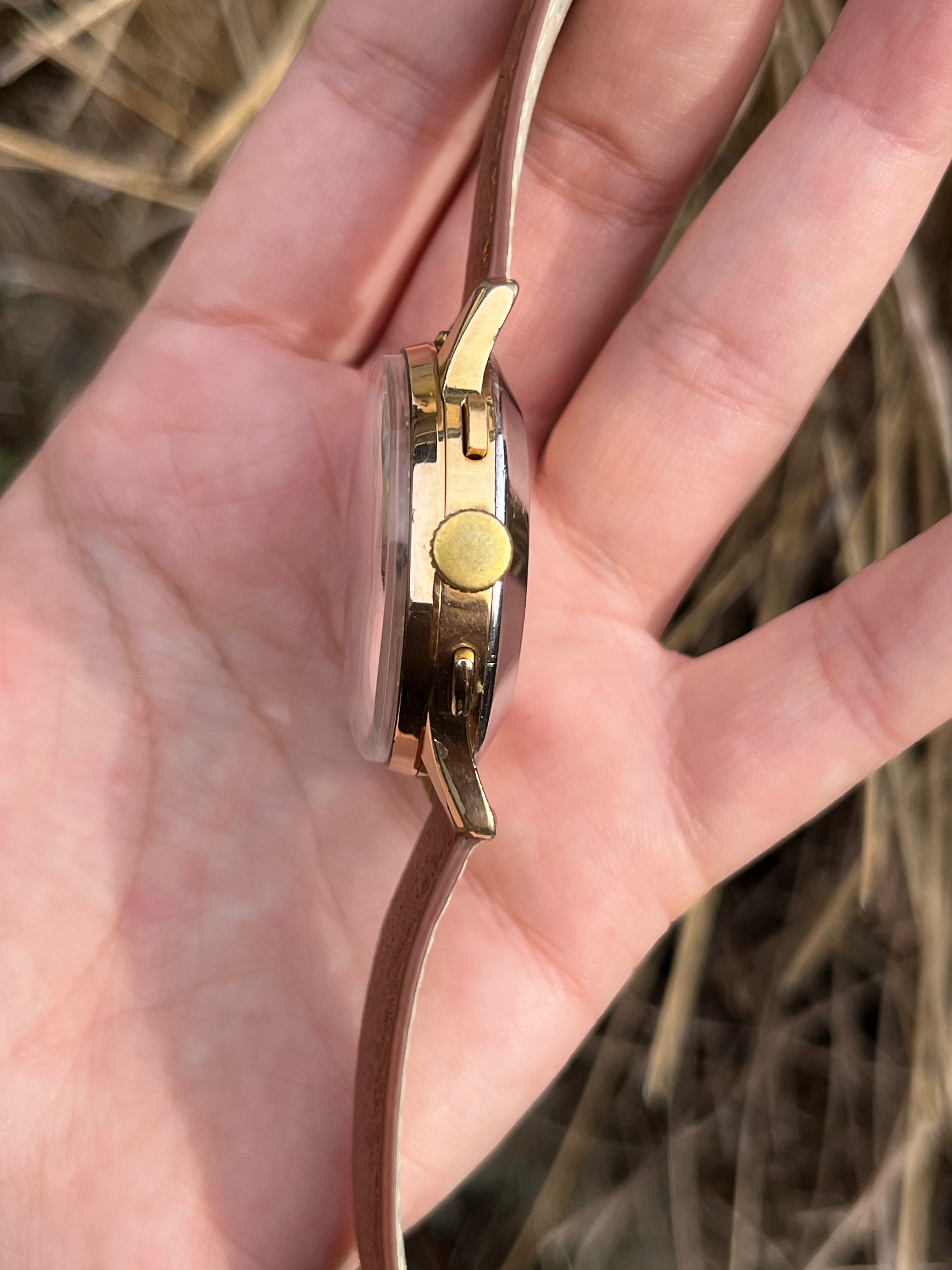 Angelus - 1950's Chronodato Triple Calendar