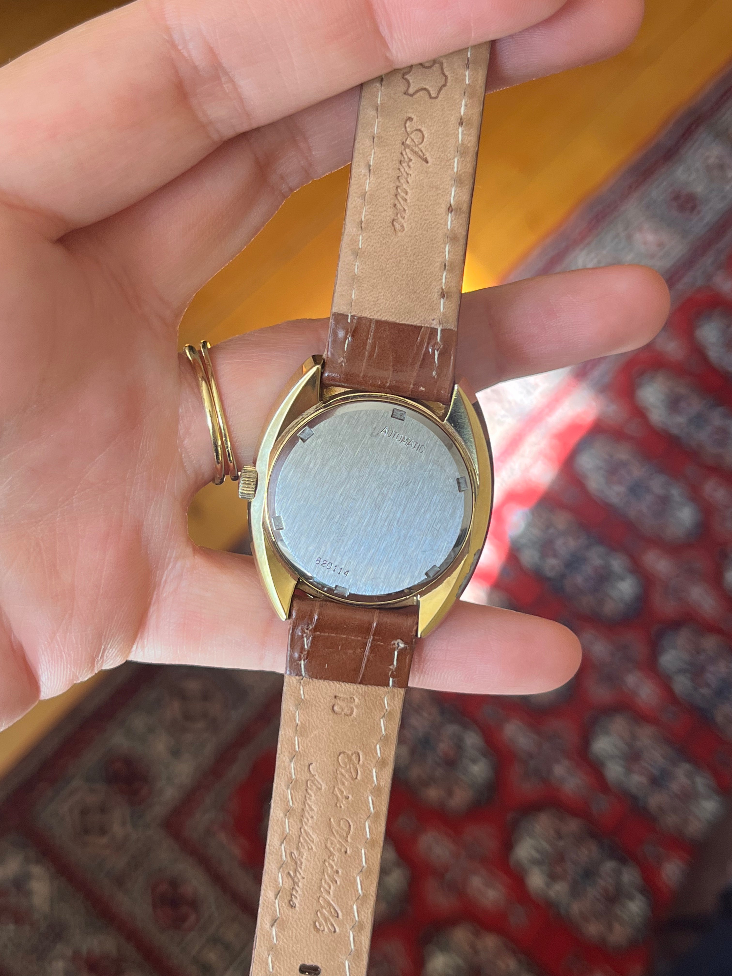 Juvenia - Golden Day-Date Wristwatch