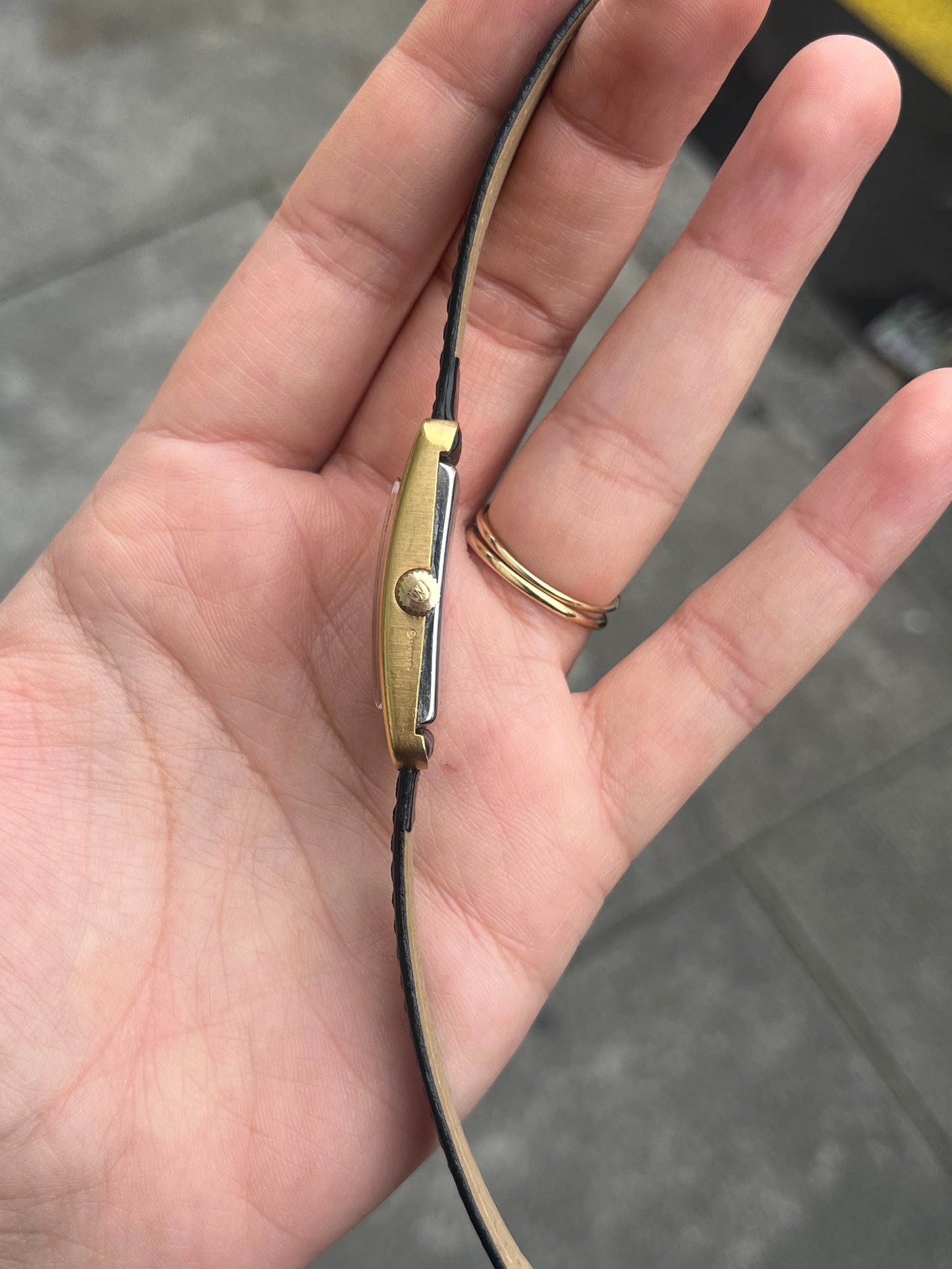 Nivada - Chocolate Dial